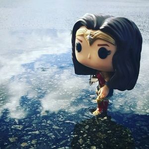 Meet your Posher, Gloria